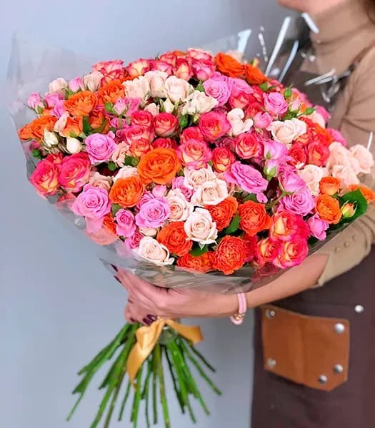 Кустовые розы (70см) разноцветные