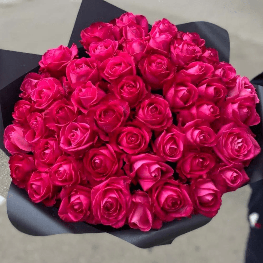 Розы малиновые (50см) Эквадор